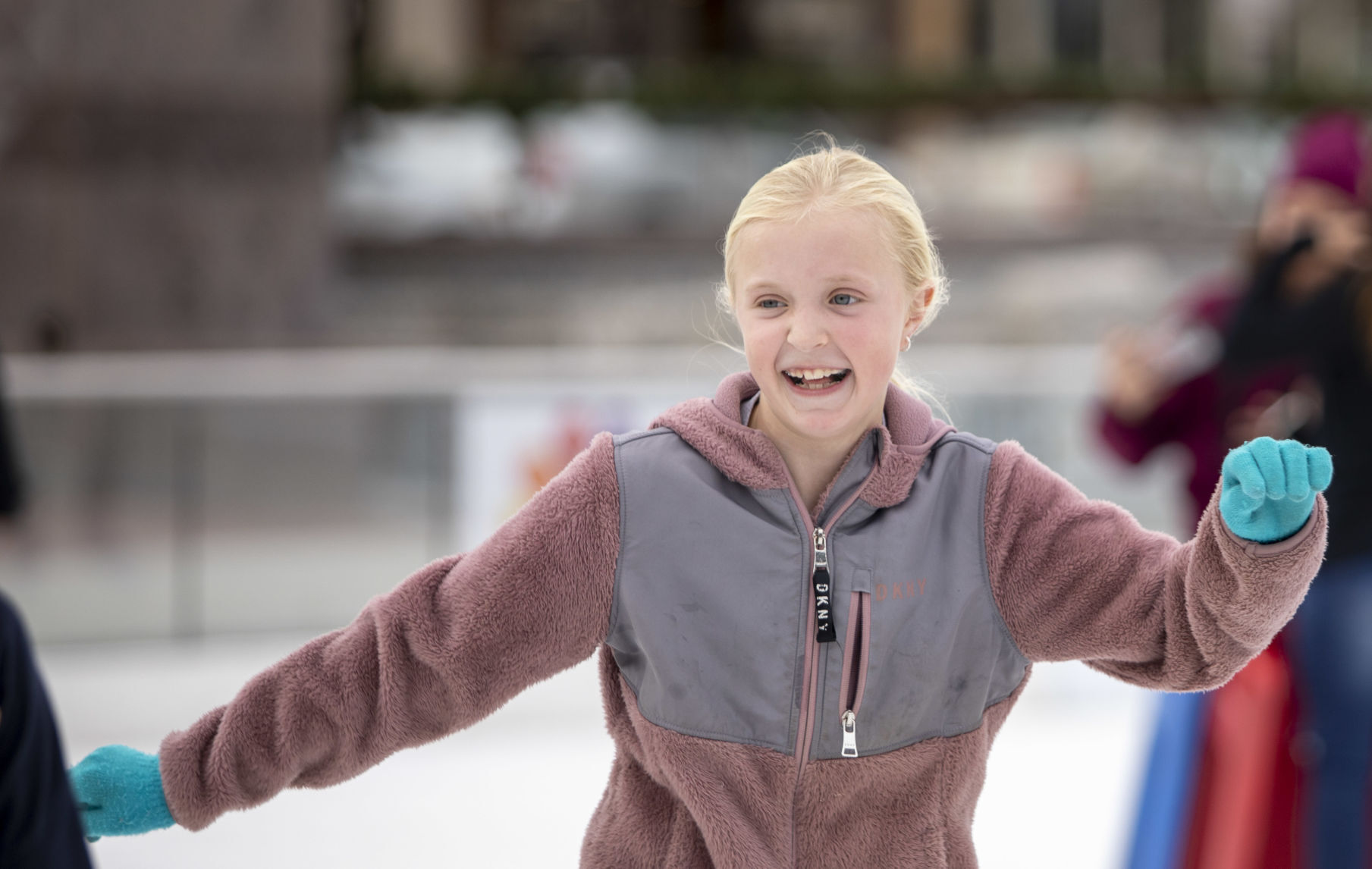 112321-skating-006.JPG